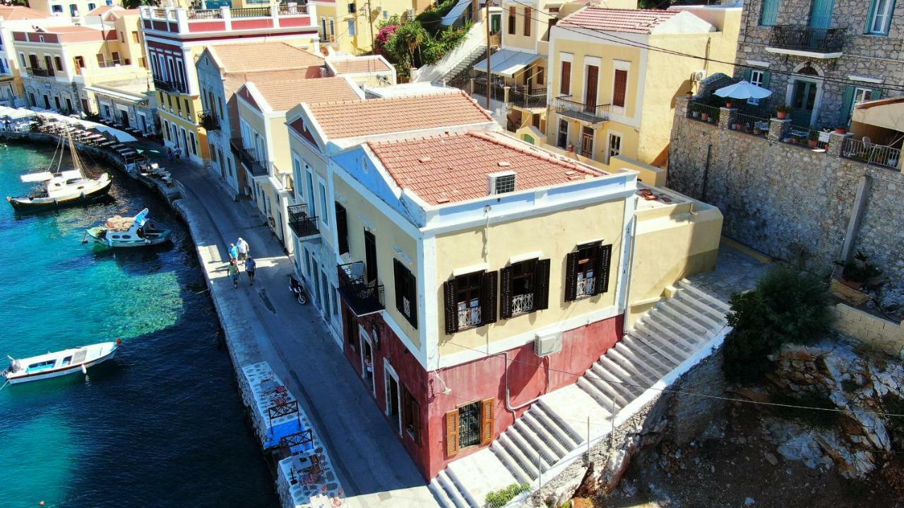 הוילה סימי Moschos Mansion מראה חיצוני תמונה